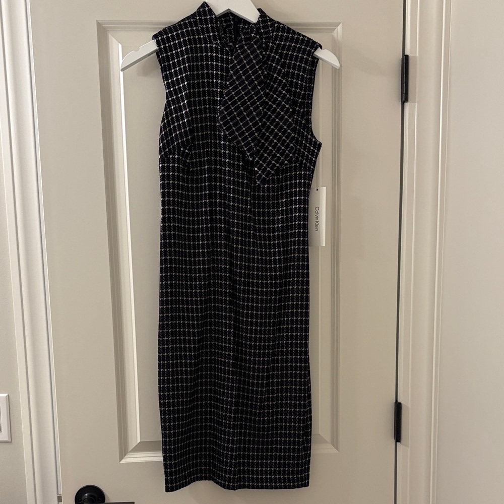Calvin Klein Sleeveless Black and Silver Print Tie Checked Sheath Dress. Size 4.